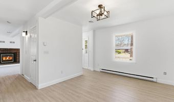 346 Western Blvd, Bayville, NJ 08721