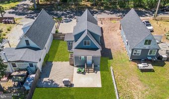375 E BARNEGAT Ave, Bayville, NJ 08721