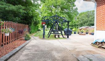 1871 Ridgeway Dr, Arnold, MO 63010