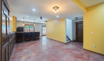 923 S 10th St, Adel, IA 50003