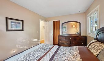 948 Norwood Ave, Anoka, MN 55303