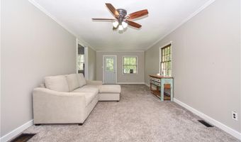 1458 CLUBVIEW Dr, Alexander City, AL 35010