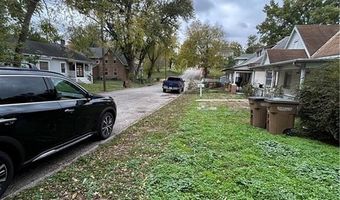 609 R St, Atchison, KS 66002