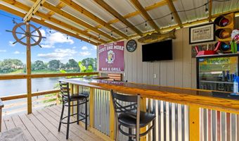 7580 BEACH Dr, Pasadena, MD 21122