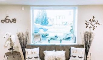 786 Atwood Ave, Cranston, RI 02920