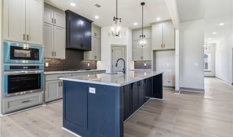 980 Trestle Ln, Bentonville, AR 72713