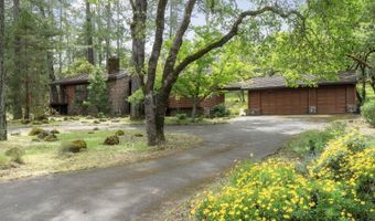 1355 White Oak Dr, Santa Rosa, CA 95409