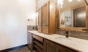 13920 Theisen Rd, Belgrade, MT 59714