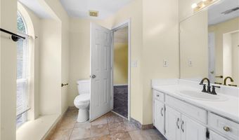 3736 Soapstone Rd, Decatur, GA 30034