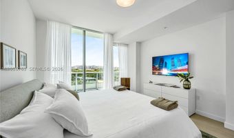 9201 E Bay Harbor Dr Ph809, Bay Harbor Islands, FL 33154