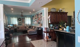 201 Eighth St, Adel, GA 31620