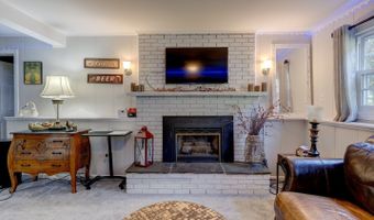 40 Sand Hill Rd, Bristol, CT 06010