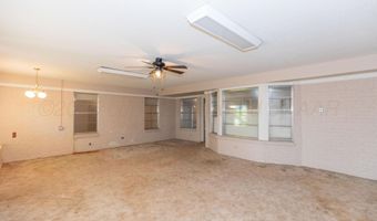 6710 GAINSBOROUGH Rd, Amarillo, TX 79106