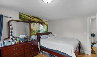690 Killingly St, Johnston, RI 02919