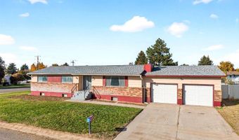 803 Eisenhower St, American Falls, ID 83211