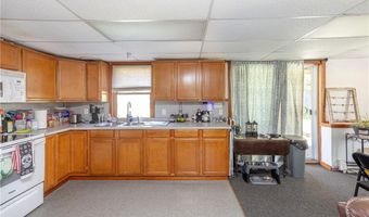 246 Long Hwy, Little Compton, RI 02837