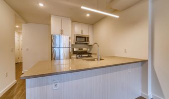 957 BROADWAY 201, Bayonne, NJ 07002