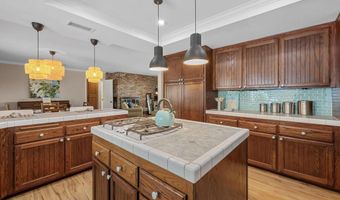 620 Lacrosse Pl, Escondido, CA 92025