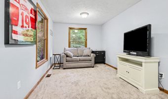 11355 108th St SE, Alto, MI 49302