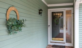 37 Standish Way, Amherst, NH 03031