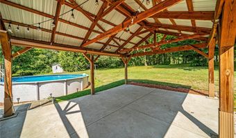 6327 Bales Ct, Ashtabula, OH 44004