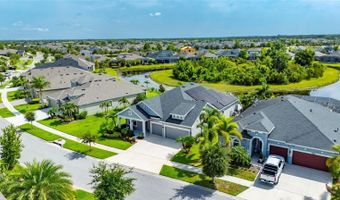 7322 PARADISO Dr, Apollo Beach, FL 33572