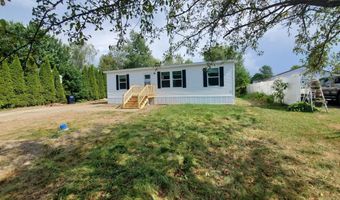 70 Shepherd Dr, Bangor, ME 04401