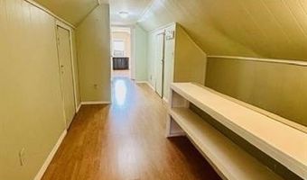 34 W 41ST St 2, Bayonne, NJ 07002