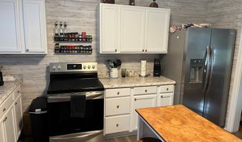 101 Julia Dr, Abbeville, AL 36310