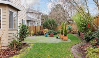 415 NW KOTRIK Pl, Beaverton, OR 97006