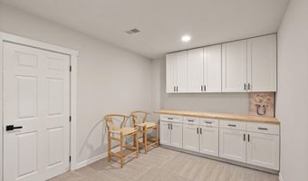 7324 AUBURN St, Annandale, VA 22003