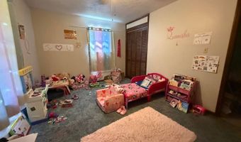 5736 Swanson Dr, Ashland, KY 41102