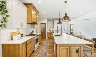 5014 176th St, Armstrong, IA 50514
