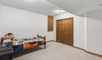 15062 Crane St NW, Andover, MN 55304