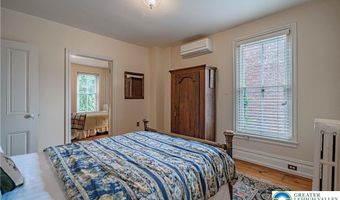 407 N 8th St, Allentown, PA 18102