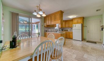 70 Dogwood Ln, Bristol, CT 06010