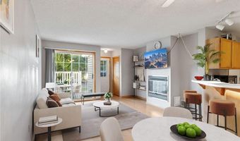 8475 Corcoran Path 9, Inver Grove Heights, MN 55076