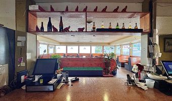 925 CHETCO Ave, Brookings, OR 97415