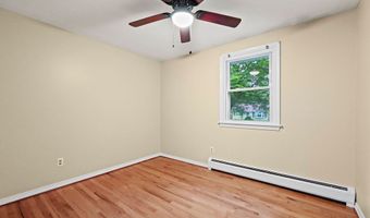 23 Nolan Dr, Bloomfield, CT 06002