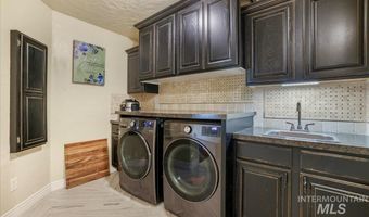 1801 E 3900 N, Buhl, ID 83316
