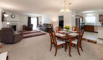 913 Halyard Dr, Avon, IN 46123
