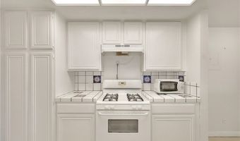 1663 Veteran Ave 206, Los Angeles, CA 90024