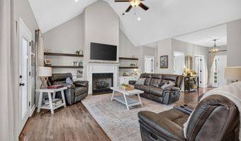 125 Berkshire Ln, Albertville, AL 35950