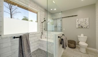 5120 Country Hills Dr, Aurora, IN 47001