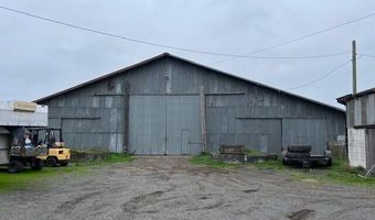 1127 Moxon Ln, Arcata, CA 95521