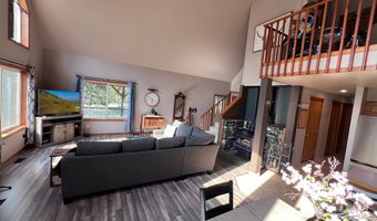1907 Gold Dust Rd, Cascade, ID 83611