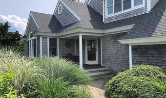 611 Wolcott Ave, Middletown, RI 02842
