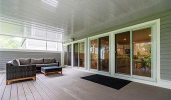 11 Hampton Rd 22, Coventry, RI 02816