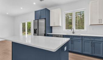 389 Southern Blvd, Bayville, NJ 08721