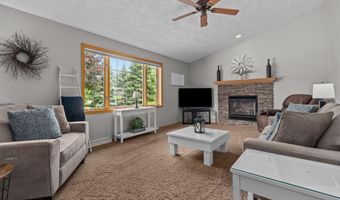 W5982 STRAWFLOWER Drive, Appleton, WI 54915
